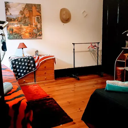 Homestay Al- Almada 4 *
